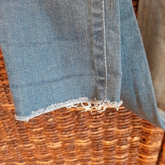 Abercrombie & Fitch 24 x 28 Blue High Rise Skinny Denim Jeans - Picture 3 of 9